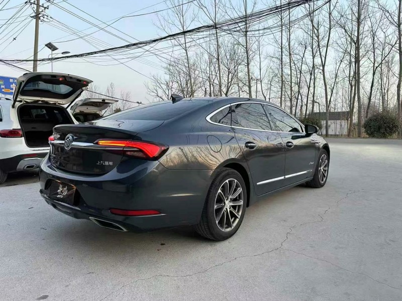 徐州20年别克君越8