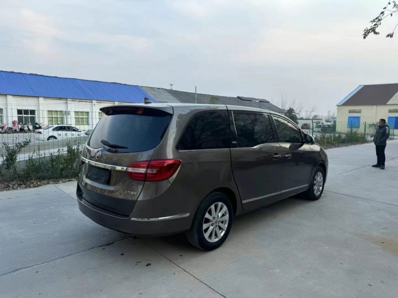 徐州16年别克GL83