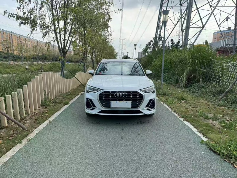 广州22年奥迪Q31