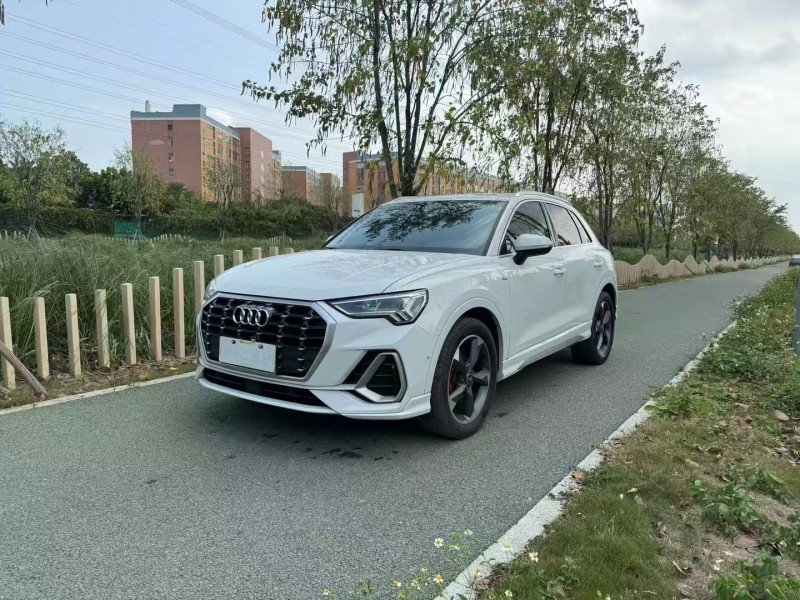 广州22年奥迪Q32