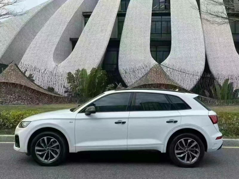 广州23年奥迪Q57