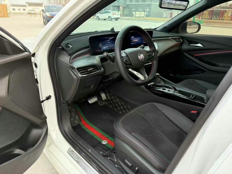 徐州23年别克威朗4