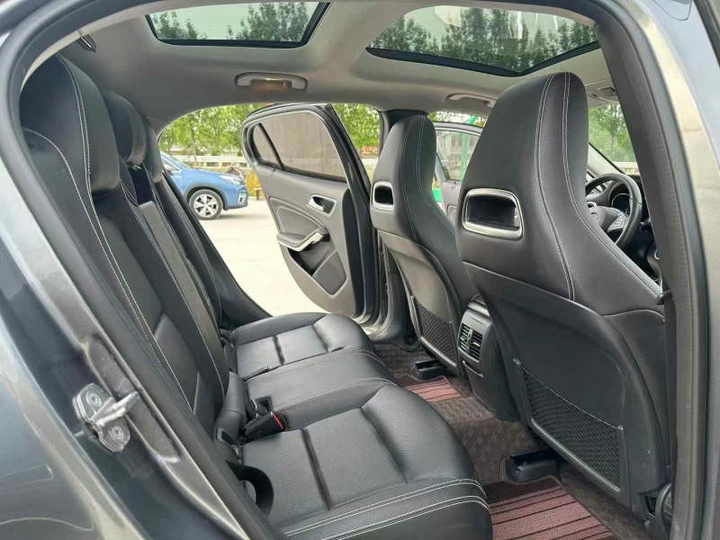 徐州18年奔驰GLA6