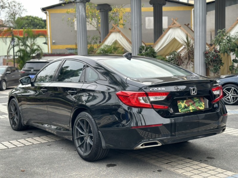 东莞19年本田雅阁7