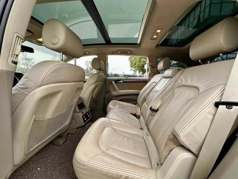 东莞15年奥迪Q75