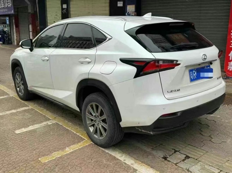 广州15年雷克萨斯NX8