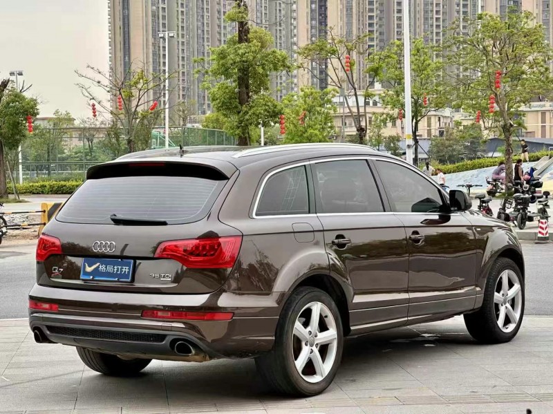 东莞15年奥迪Q77