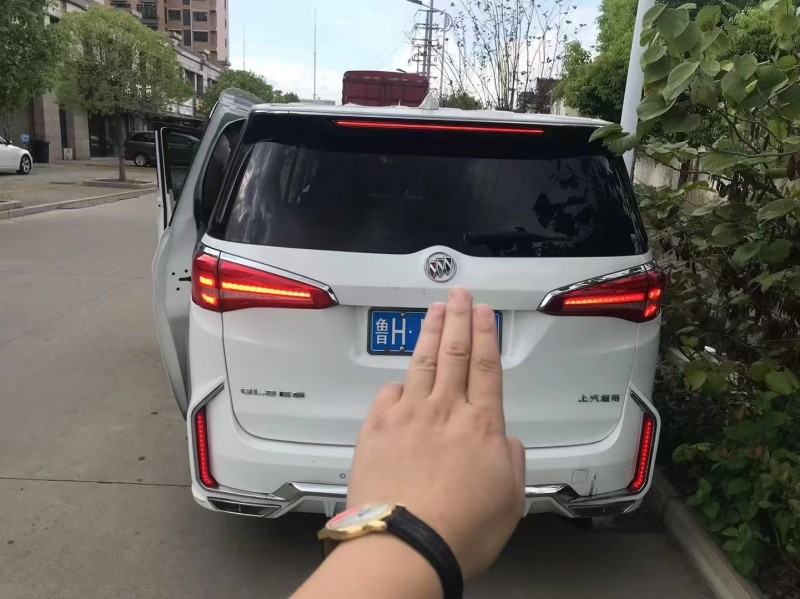 徐州17年别克GL86