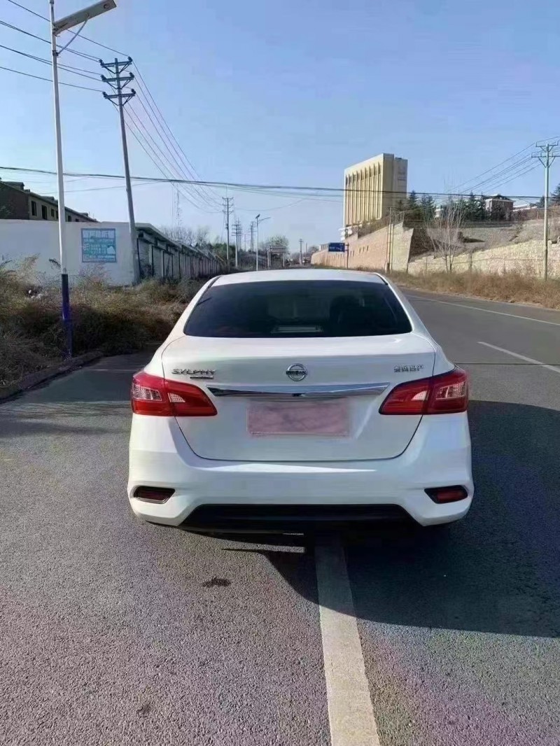 邯鄲22年日產軒逸9