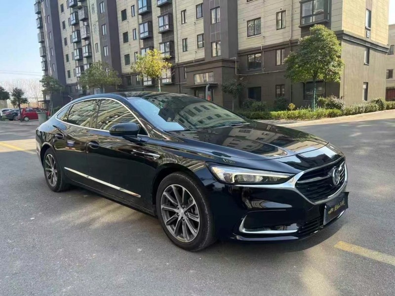 徐州20年别克君越3