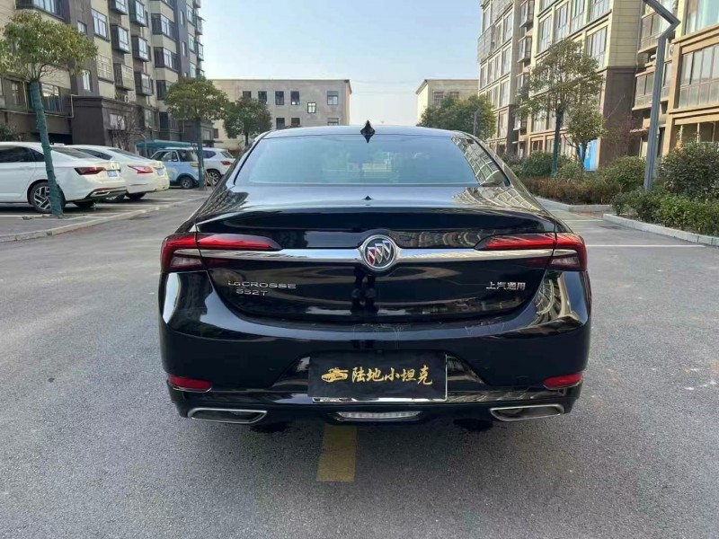 徐州20年别克君越9