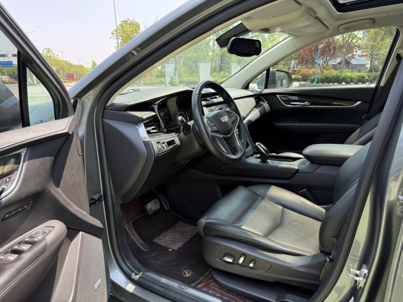 鹽城18年凱迪拉克XT57