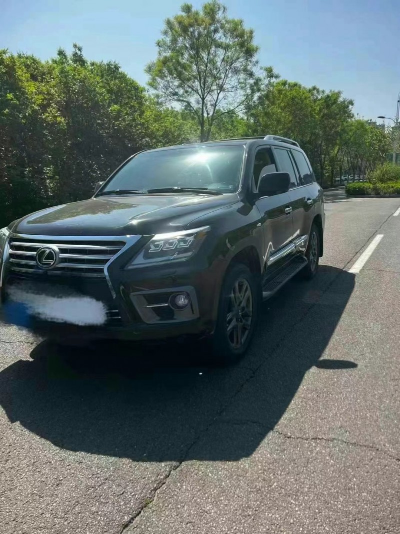 徐州10年雷克萨斯LX2