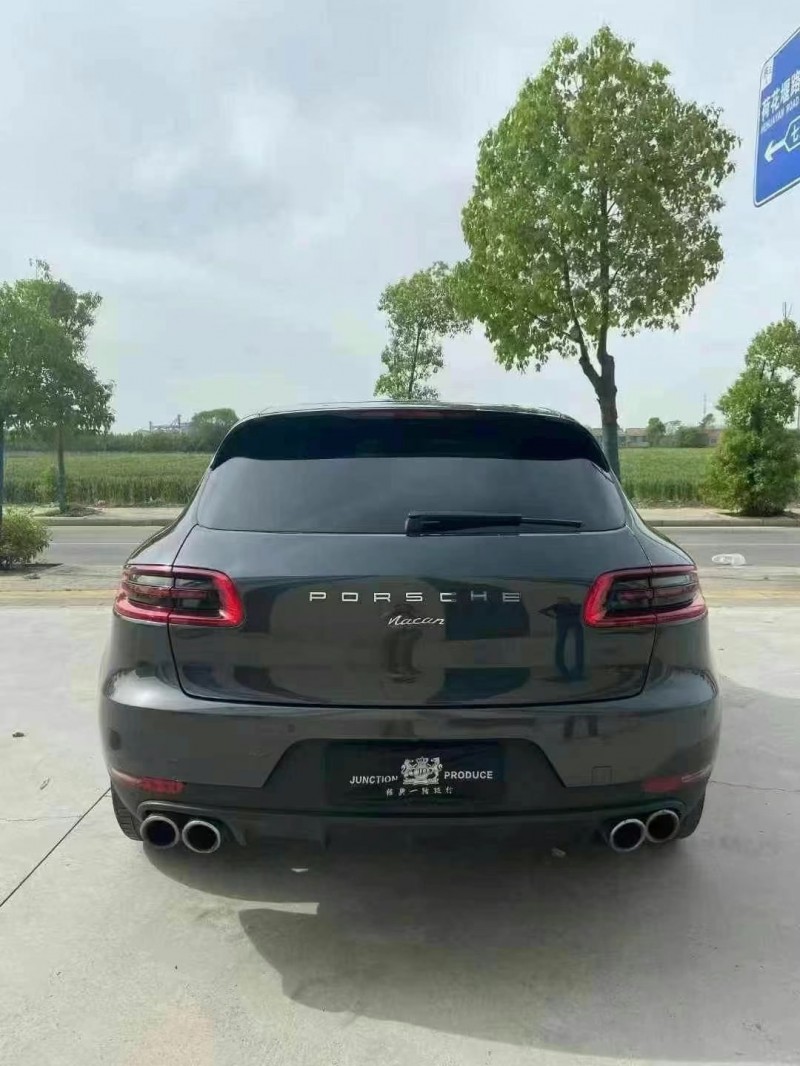襄陽18年保時捷Macan9