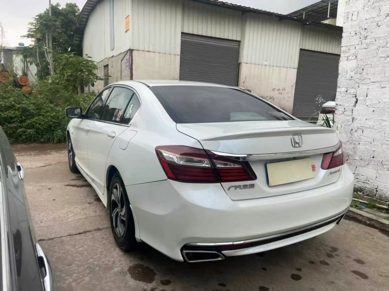 广州17年本田雅阁9