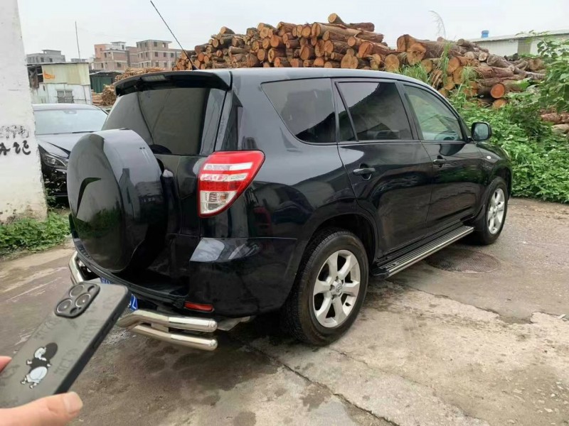 广州11年丰田RAV47