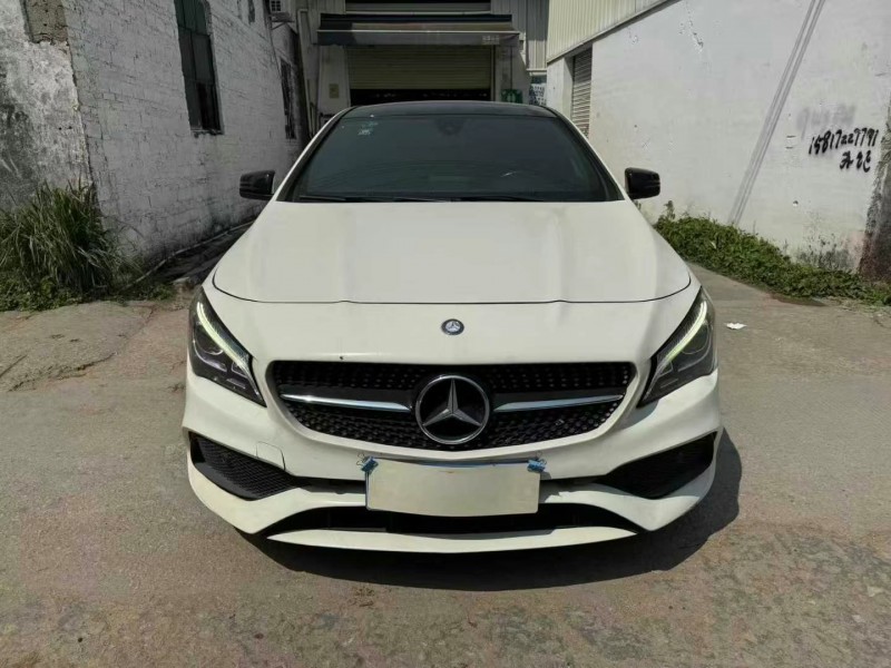 广州17年奔驰CLA1