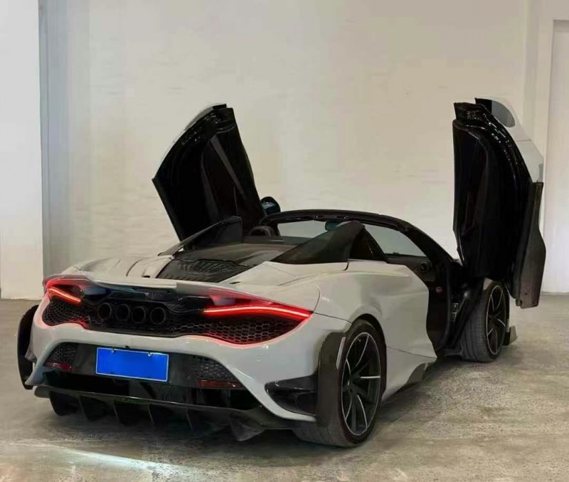 徐州20年迈凯伦720S2