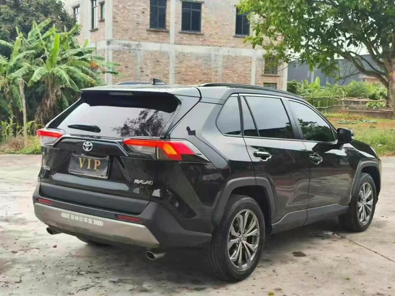 广州24年丰田RAV4荣放8