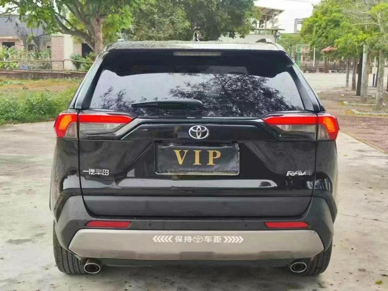 广州24年丰田RAV4荣放9