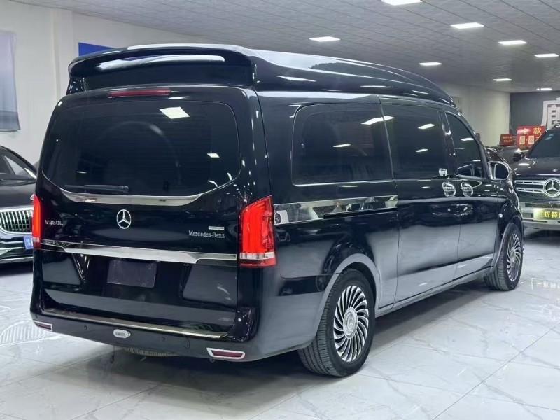 廊坊17年奔驰威霆3