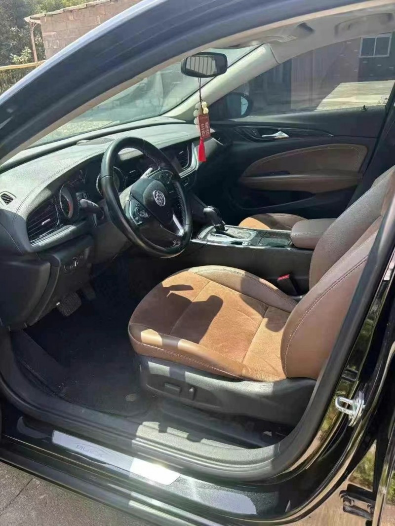 泰州19年别克君威5