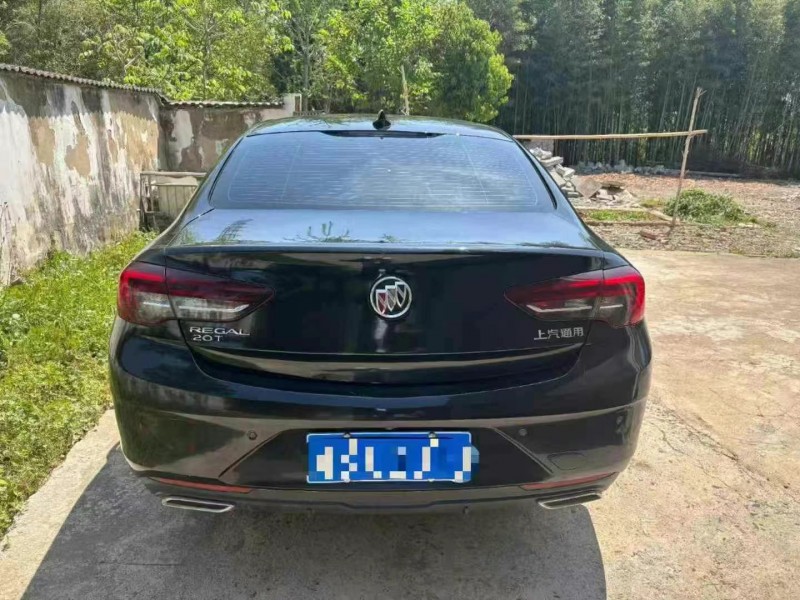 泰州19年别克君威9