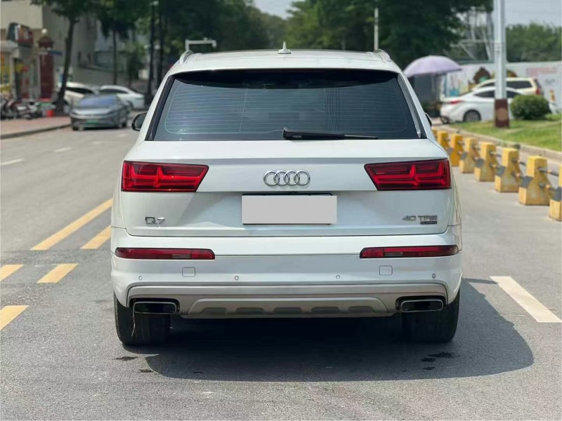 东莞17年奥迪Q79