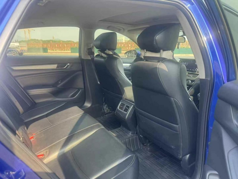 东莞19年本田雅阁4