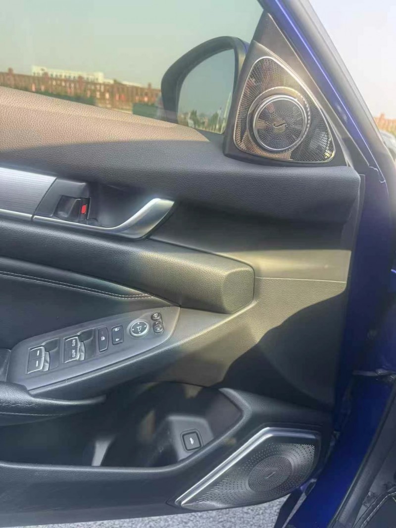 东莞19年本田雅阁6