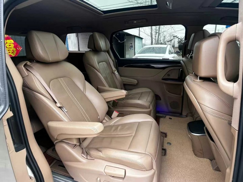 徐州19年别克GL86