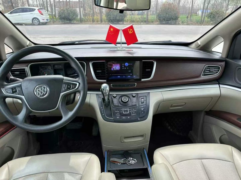 徐州16年别克GL85