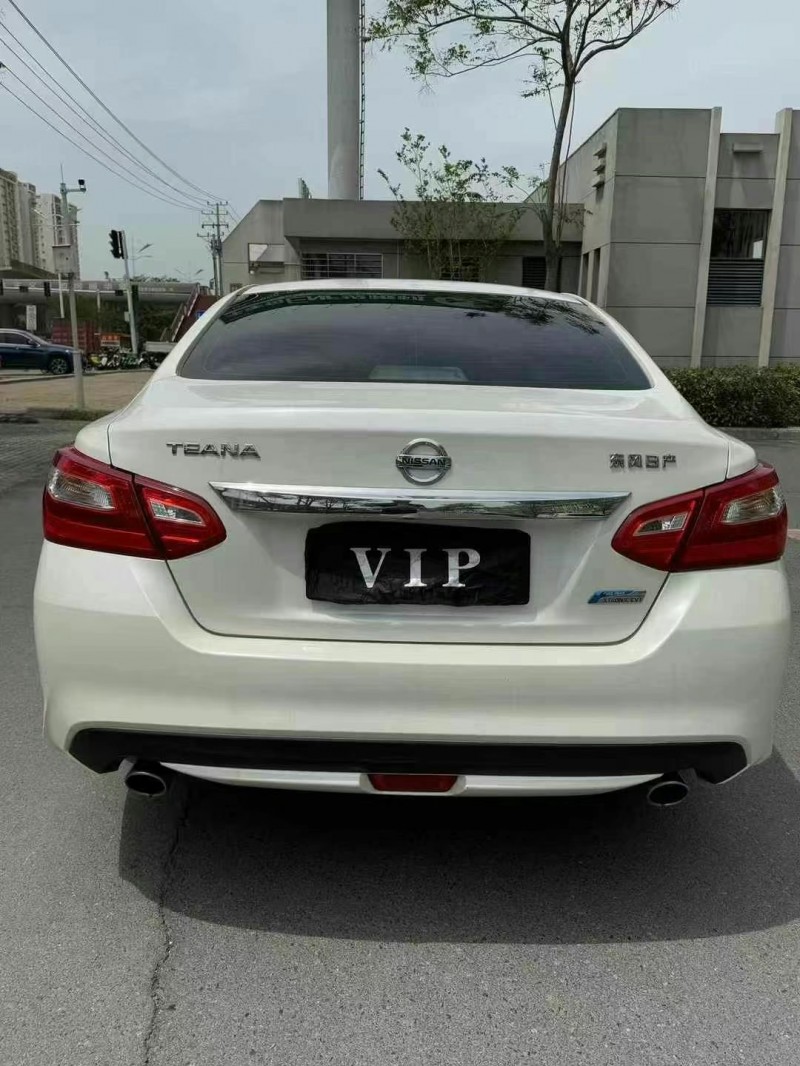 襄陽17年日產天籟9