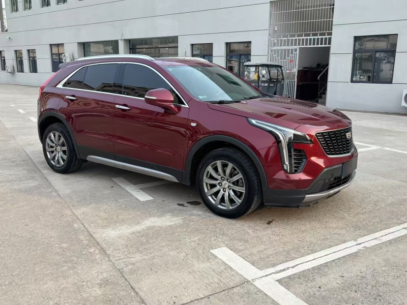 阜陽19年凱迪拉克XT43