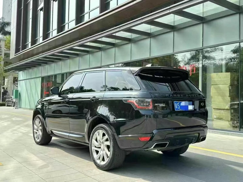 深圳19年路虎揽胜运动7