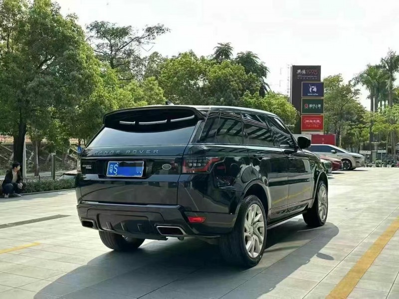 深圳19年路虎揽胜运动8