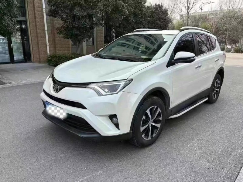濱州17年豐田RAV43