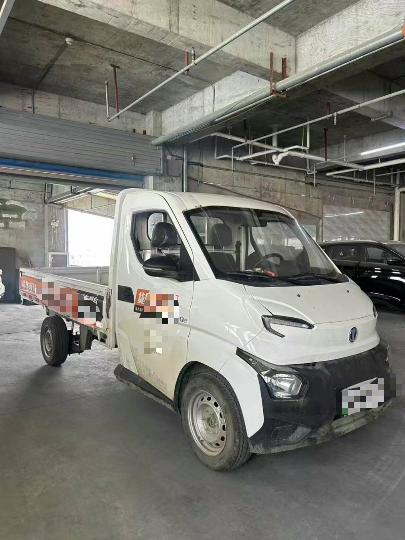 襄陽23年飛碟箱貨貨車2
