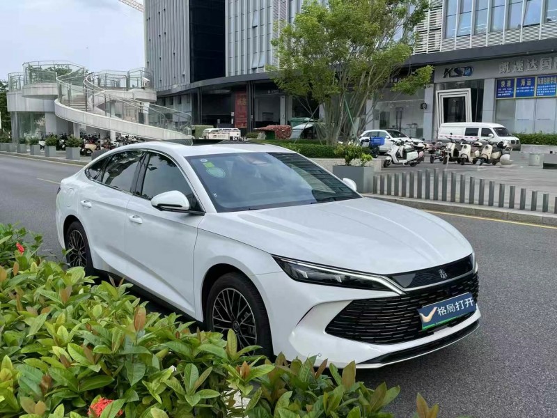 深圳25年比亞迪秦2
