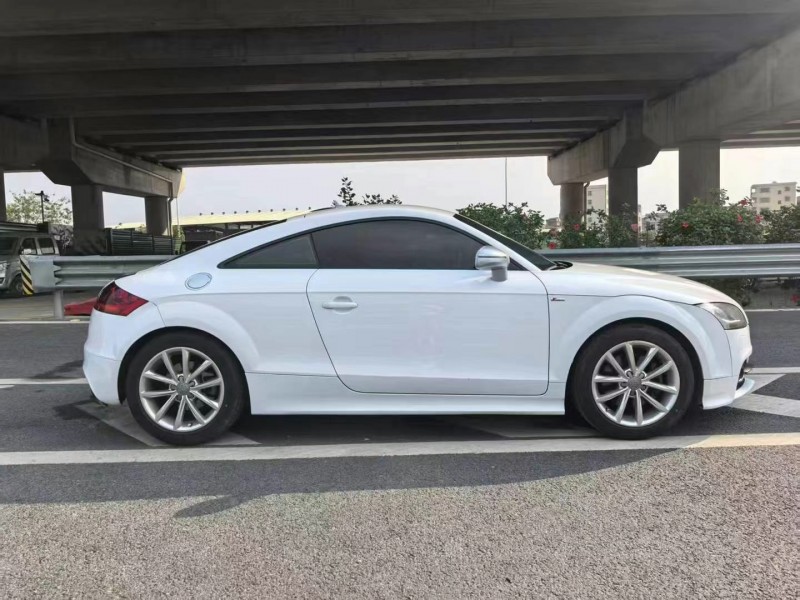 广州15年奥迪TT4