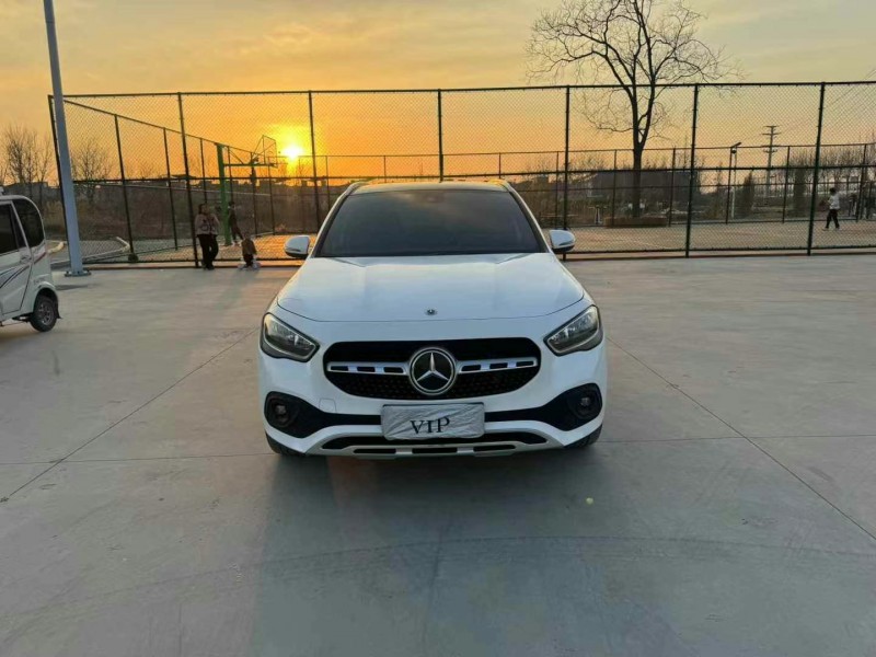 徐州21年奔驰GLA1