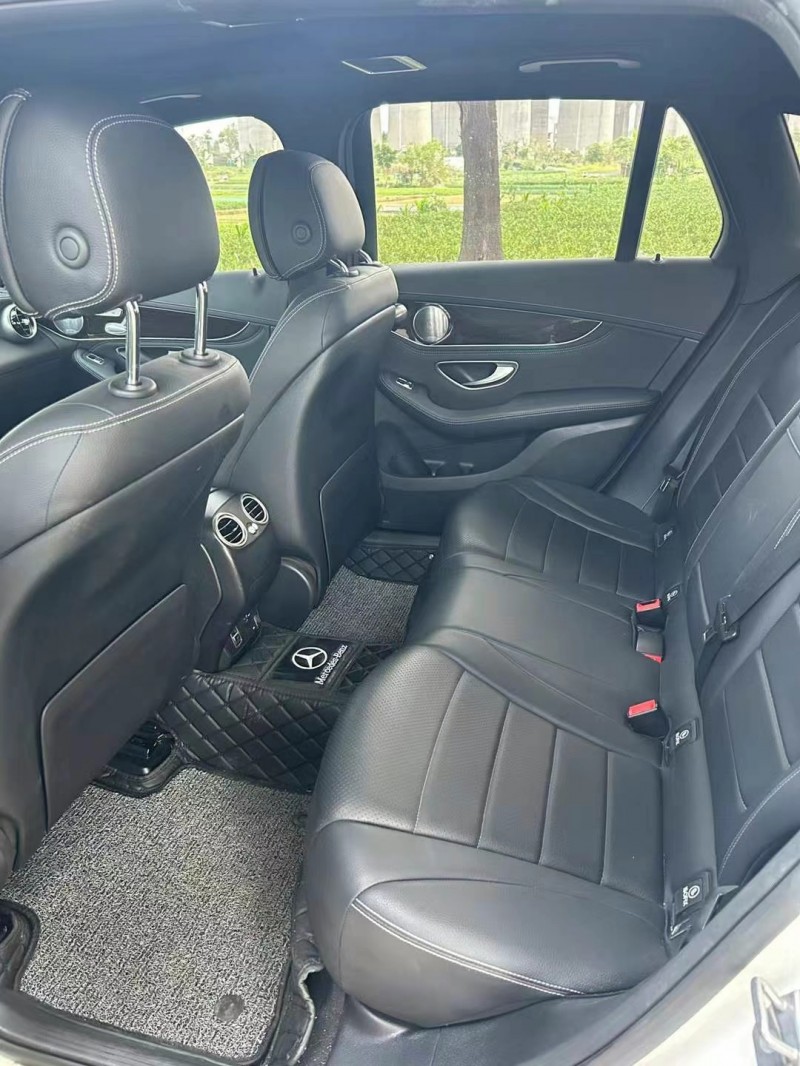 东莞19年奔驰GLC7