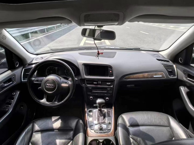 广州13年奥迪Q59