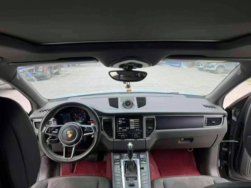 重慶15年保時捷Macan6