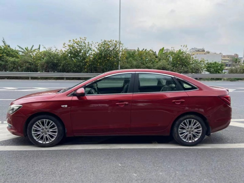 广州16年别克英朗5