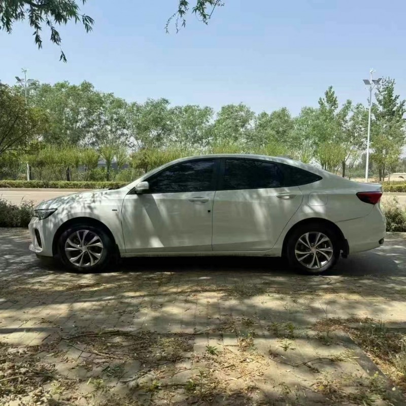 枣庄23年别克威朗8