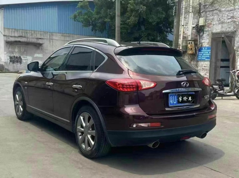 珠海14年英菲尼迪QX507