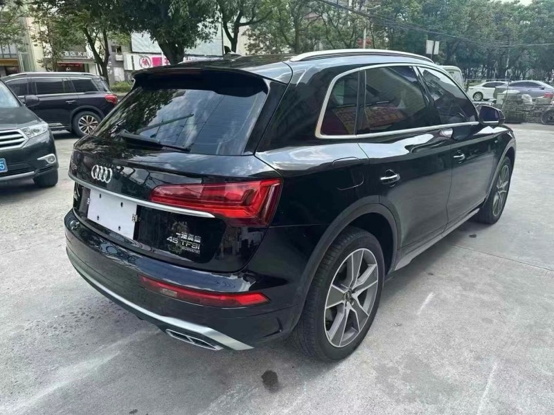 昆明22年奧迪Q57