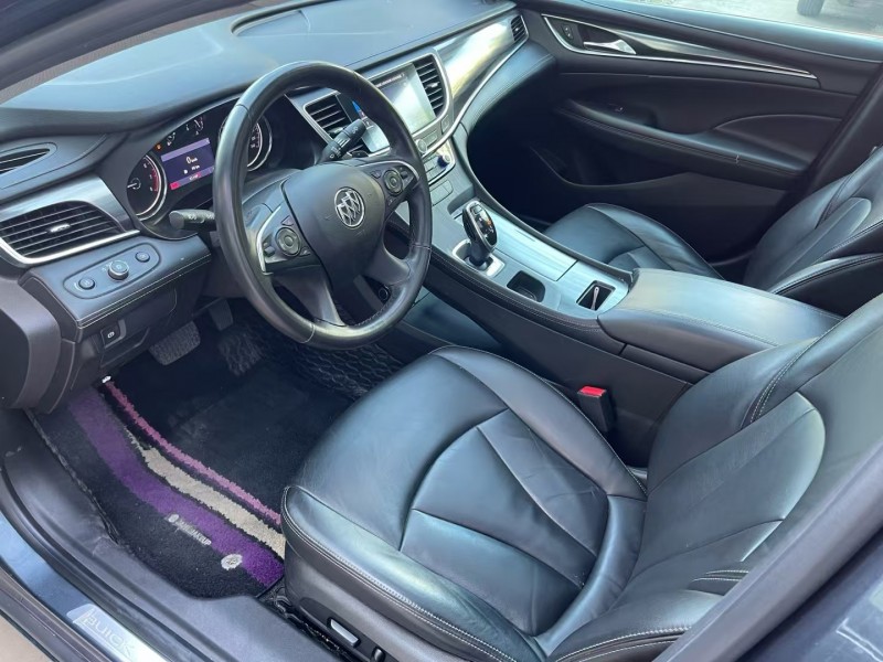 济宁20年别克君越6