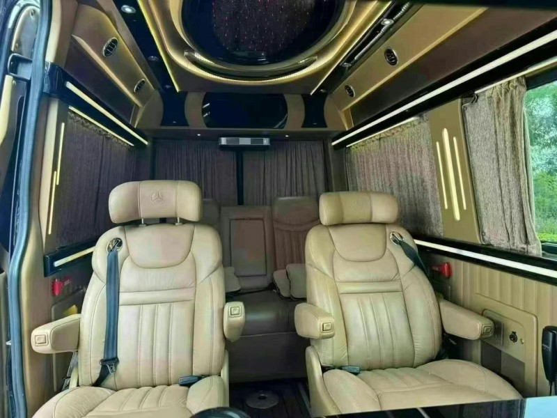 东莞16年奔驰斯宾特4